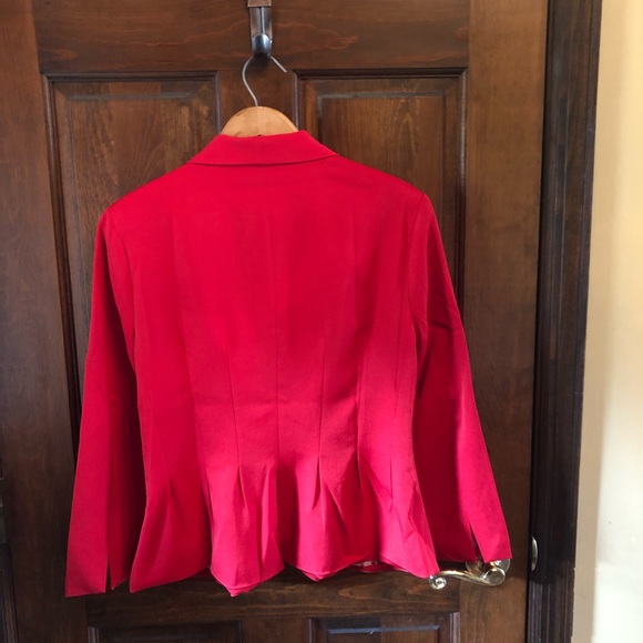 Doe & Rae Red Blazer with Polka Dot Lining Perfect for the Holidays - Picture 2 of 14